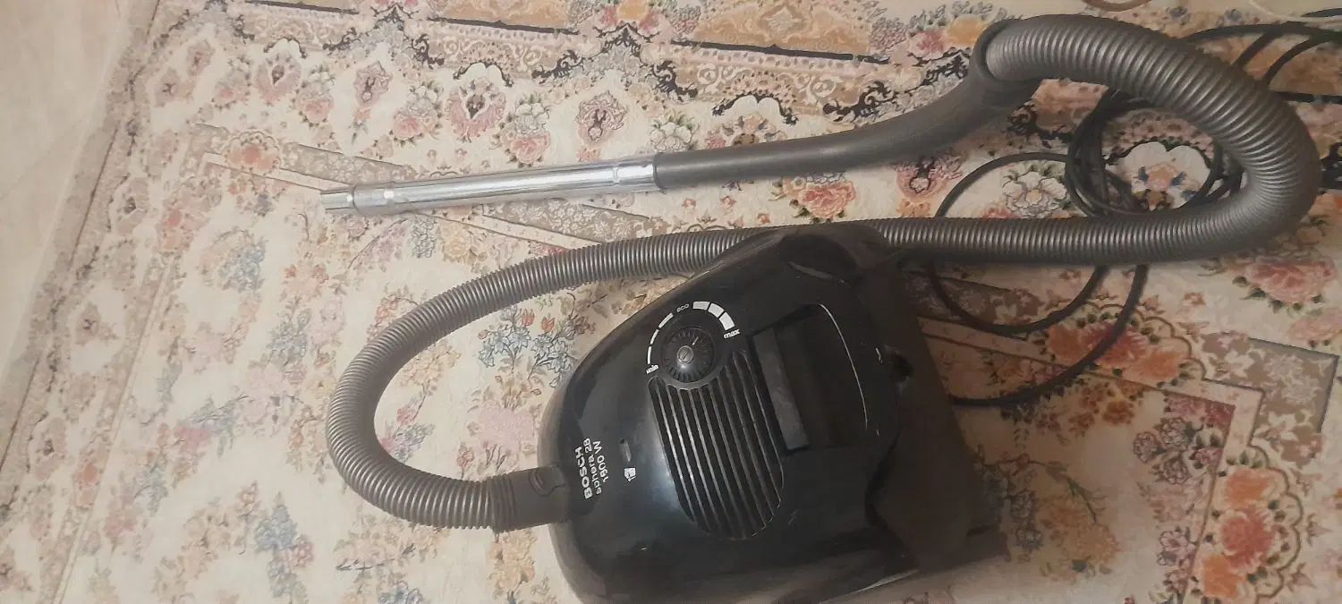 جاروبرقی بوش اصل آلمانی سالم با مکش بالا|جاروبرقی، جارو شارژی، بخارشو|تهران, میرداماد|دیوار