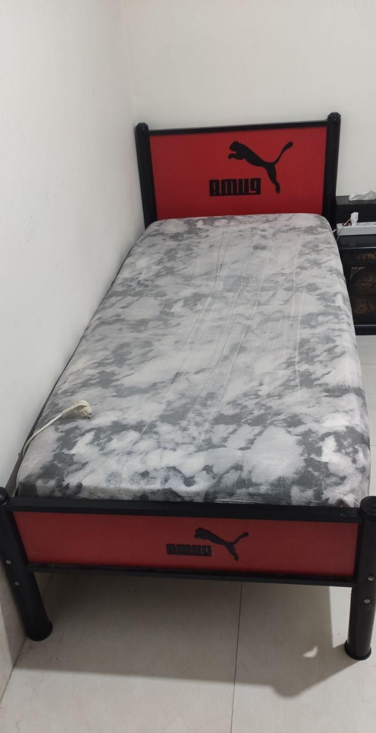 تشک تک نفره رویال|تشک تختخواب|اصفهان, جلفا|دیوار