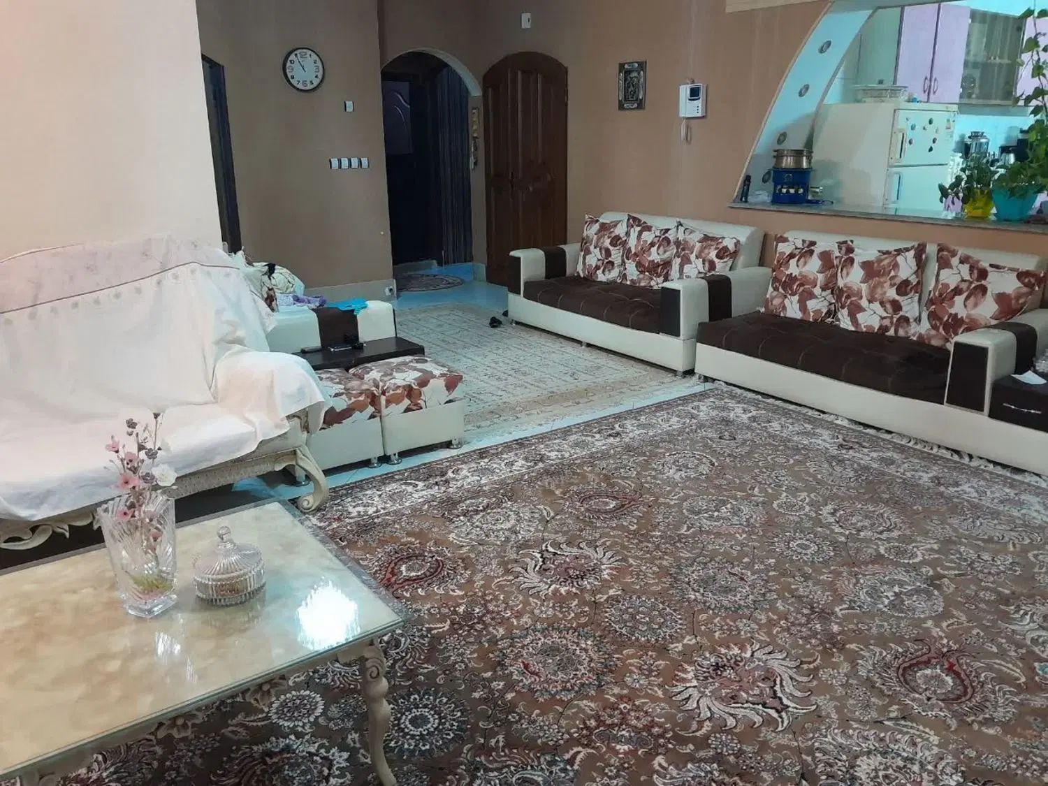 آپارتمان طبقه ۲ مجموعه ۳واحدی سرنبش|فروش آپارتمان|مشهد, کوی پلیس|دیوار