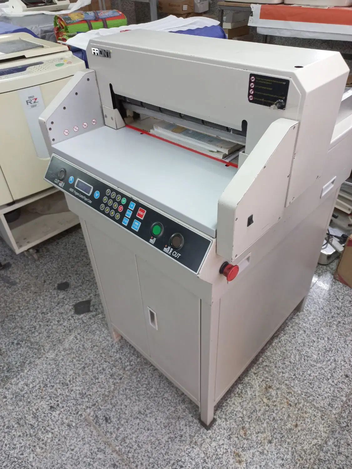 دستگاه برش برقی کتاب کاتر تمام اتومات کاغذ گیوتین|ماشین‌آلات صنعتی|تهران, جوانمردان (اندیشه)|دیوار