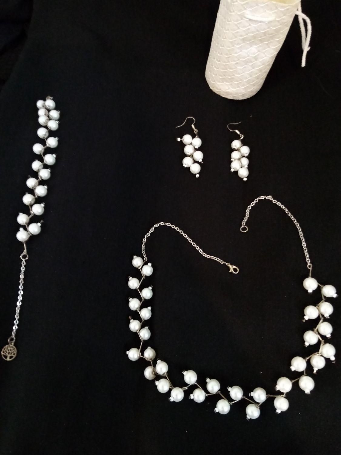 ست گردنبند و دستبند و گوشواره مروارید|بدلیجات|شیراز, قدوسی غربی|دیوار