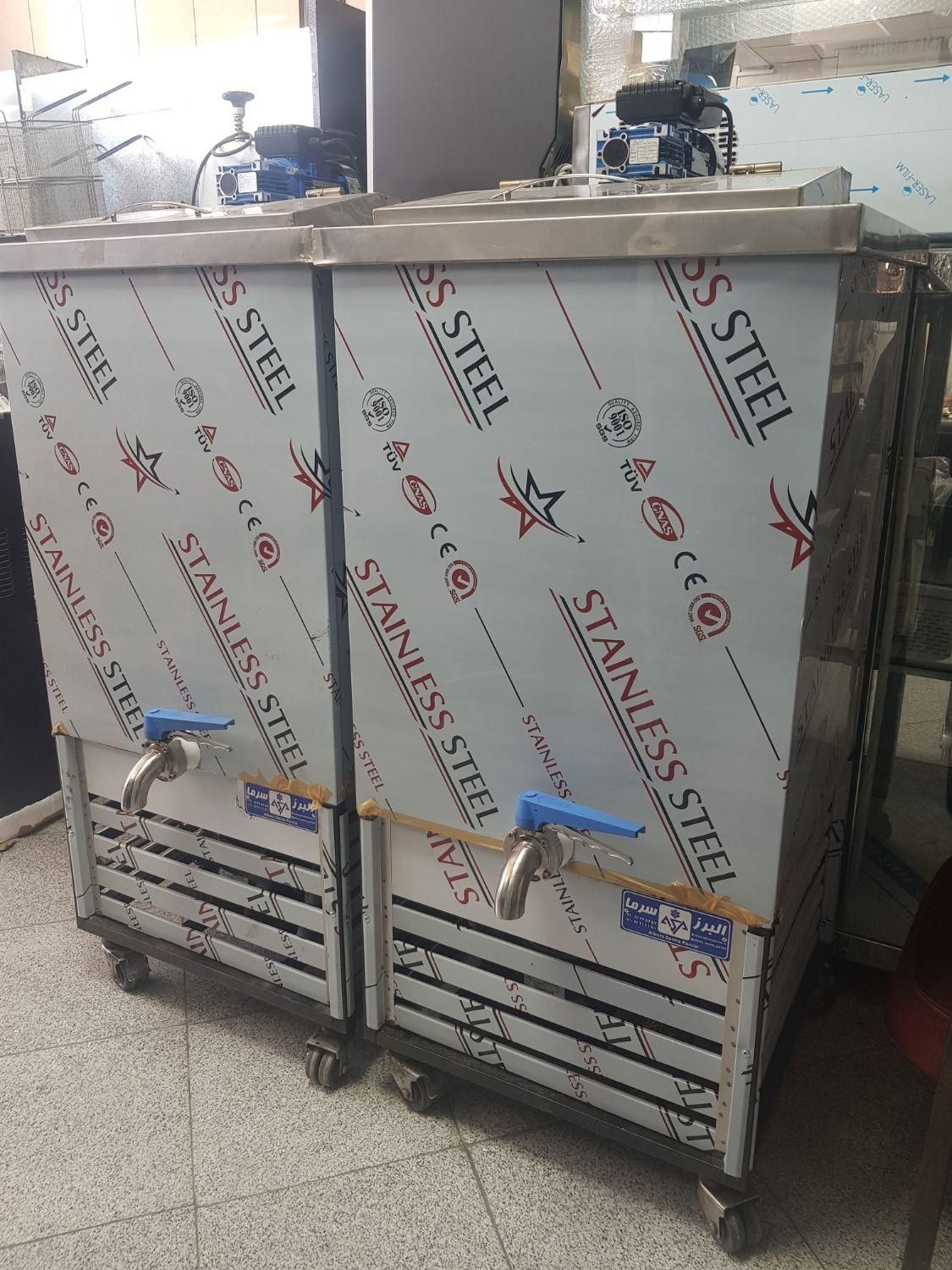 دستگاه شیرسردکن ۲۵۰لیتری|فروشگاه و مغازه|کازرون, |دیوار