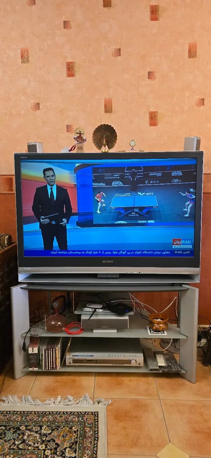 تلویزیون Sony Grand Wega 42 میز اورجینال ریموتاصلی|تلویزیون و پروژکتور|تهران, اکباتان|دیوار