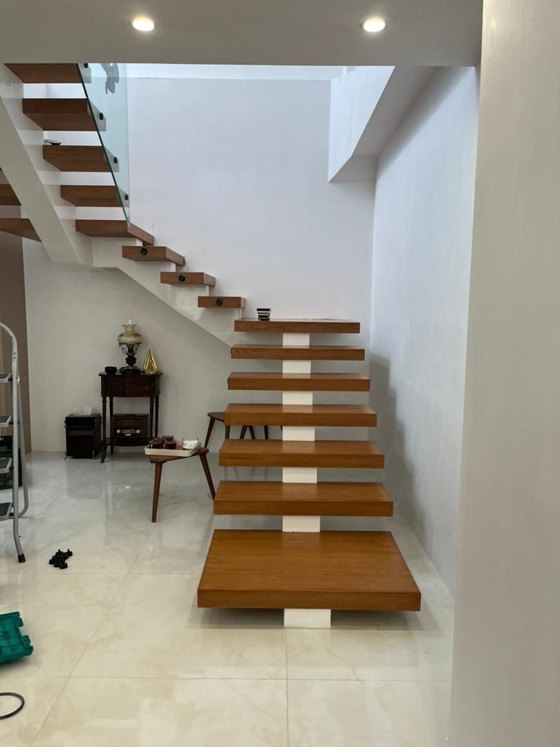 پله گرد|خدمات پیشه و مهارت|همدان, |دیوار