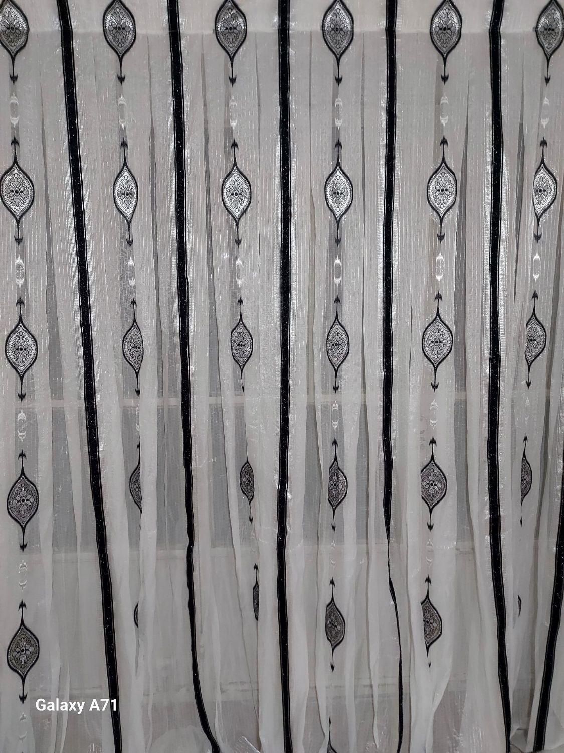 پرده|پرده، رانر، رومیزی|شاهین دژ, |دیوار