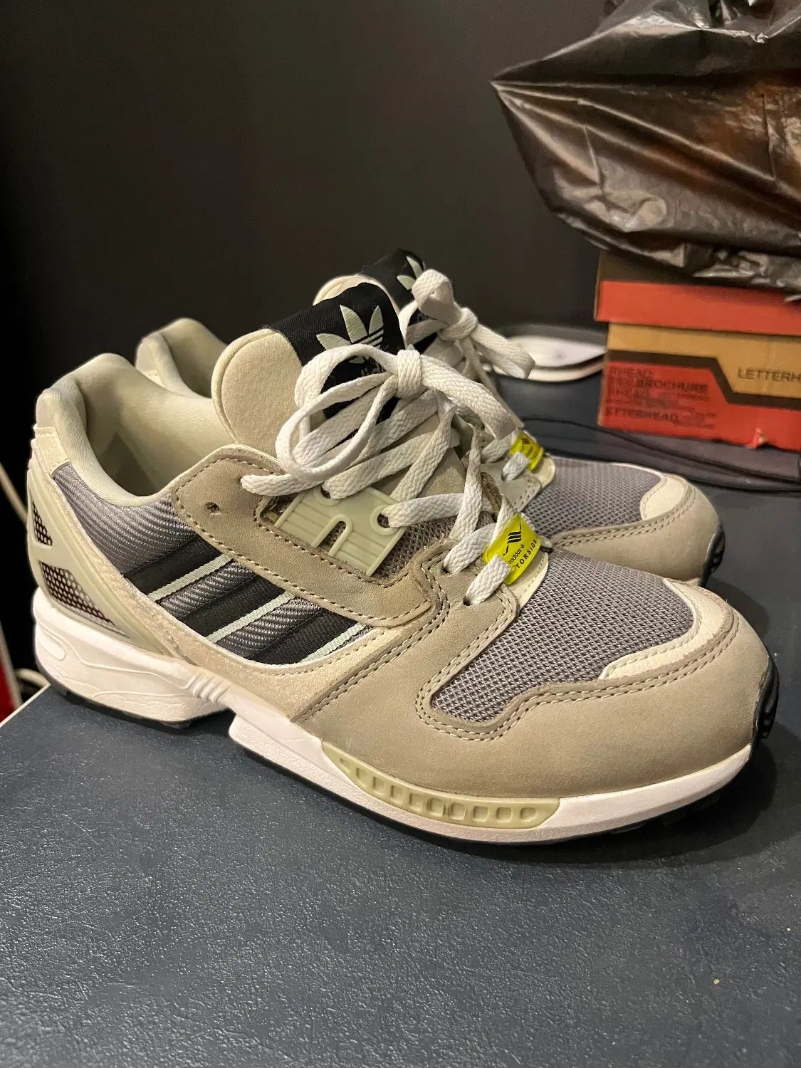 Zx8000 feather grey/core black end|کیف، کفش، کمربند|تهران, راه آهن|دیوار