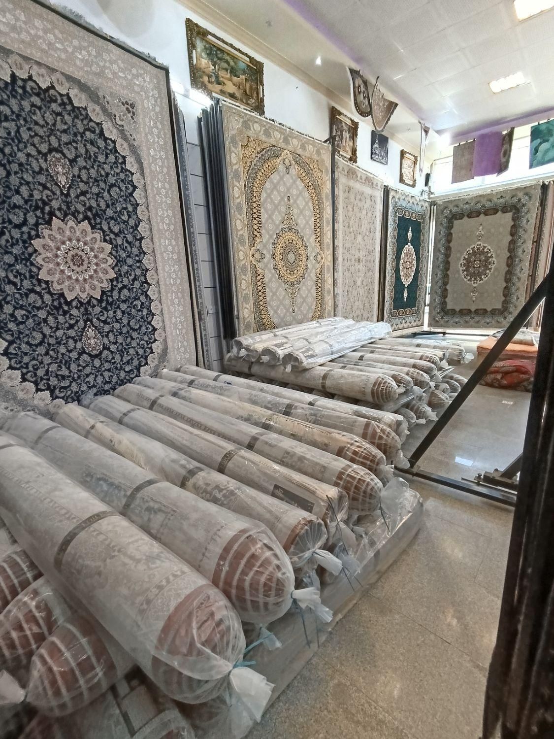 فرشستان جوان تمر|فرش|سلماس, |دیوار