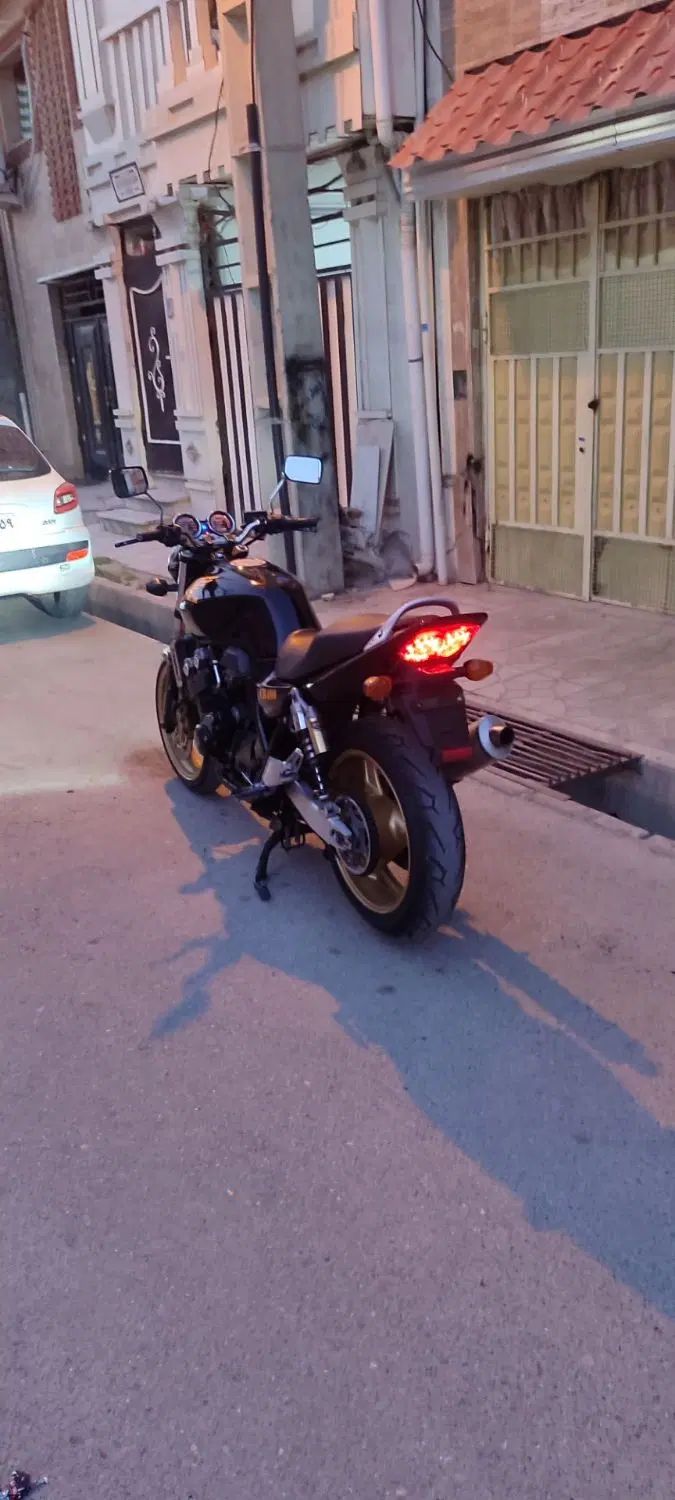 سی بی cb400 مدل 2007 معاوضه با خودرو|موتورسیکلت|تهران, گمرک|دیوار