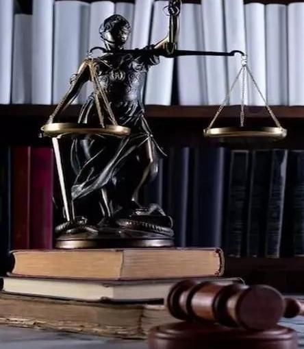 وکیل پایه یک دادگستری|خدمات مالی، حسابداری، بیمه|اردبیل, |دیوار