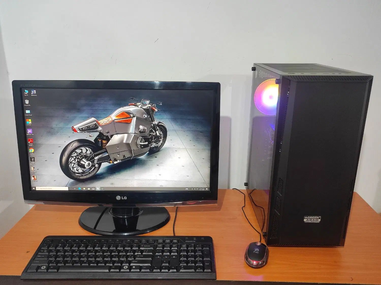 کامپیوتر گیمینگ  cor i5 ، رم ۱۶ ، rx 570 ، با ssd|رایانه رومیزی|کرج, چمن|دیوار