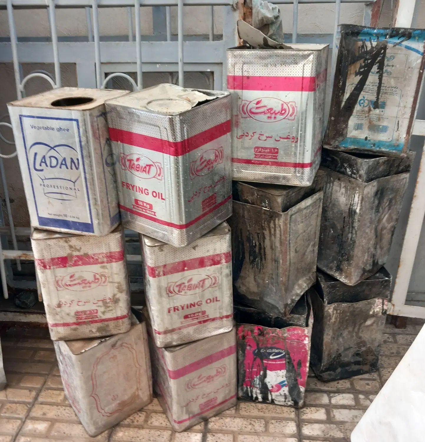 حلب روغنی|ظروف نگهدارنده، پلاستیکی، یک‌بارمصرف|کرج, شاهین‌ویلا|دیوار