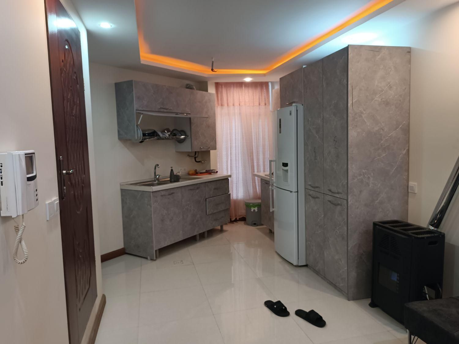 اجاره روزانه هفتگی ماهانه|اجارهٔ کوتاه‌مدت آپارتمان و سوئیت|تهران, ده‌ونک|دیوار