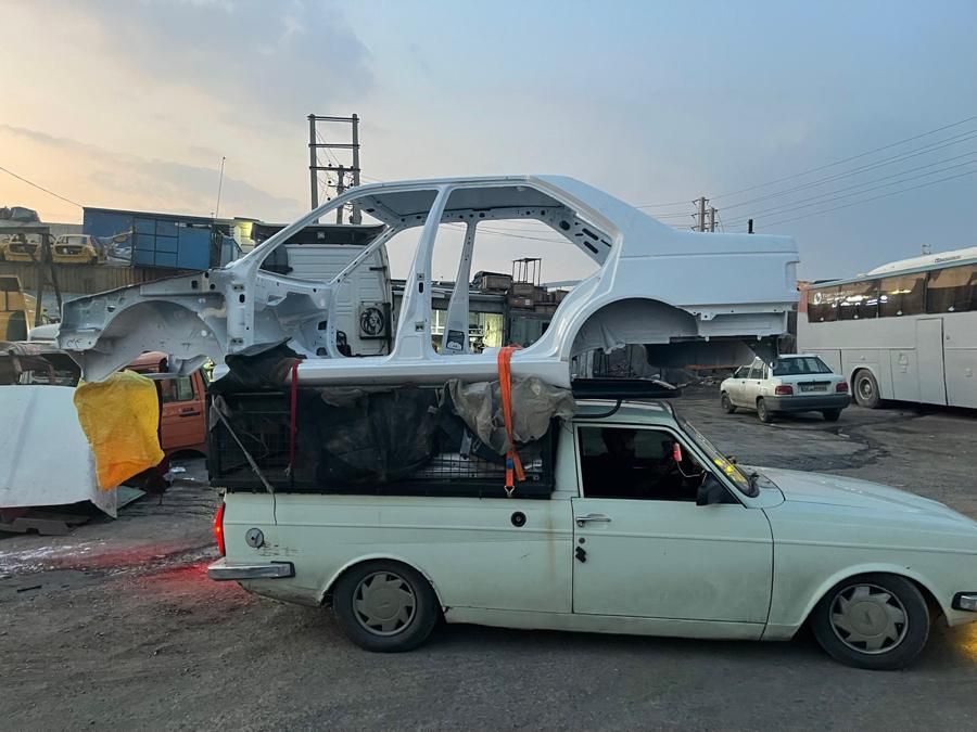 بدنه قسمت جلو قسمت عقب پرشیاسمند دنا تارا ۲۰۶رانا|قطعات یدکی و لوازم جانبی|تهران, شهرک رضویه|دیوار