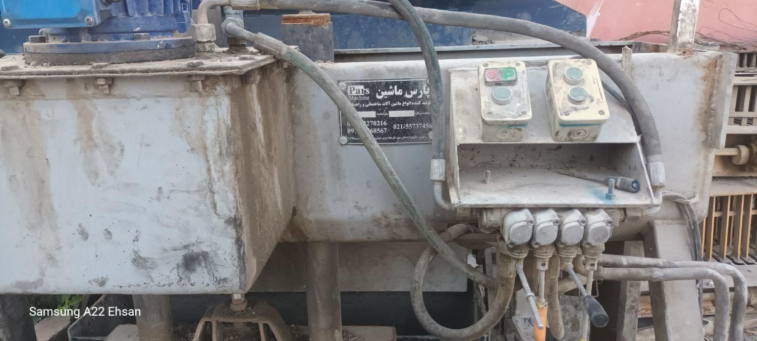 دستگاه اتوماتیک و دستی بلوک زن و سنگ شکن ۱۲چکش|ماشین‌آلات صنعتی|قنوات, |دیوار
