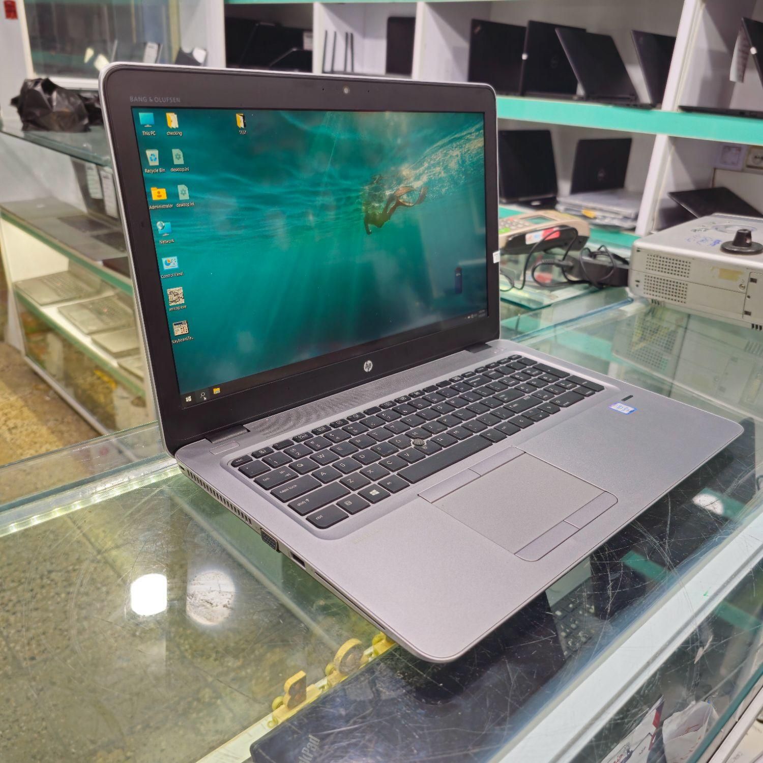 لپتاپ HP 850 G3 در حد پلمپ و کارکرد بسیار کم رم۱۶|رایانه همراه|یاسوج, |دیوار