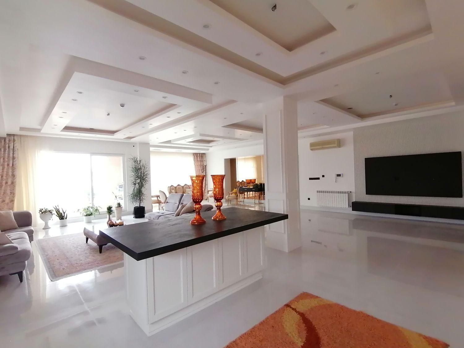 اجاره آپارتمان لوکس 340 متر چهار خواب تک واحدی|اجارهٔ آپارتمان|ساری, |دیوار