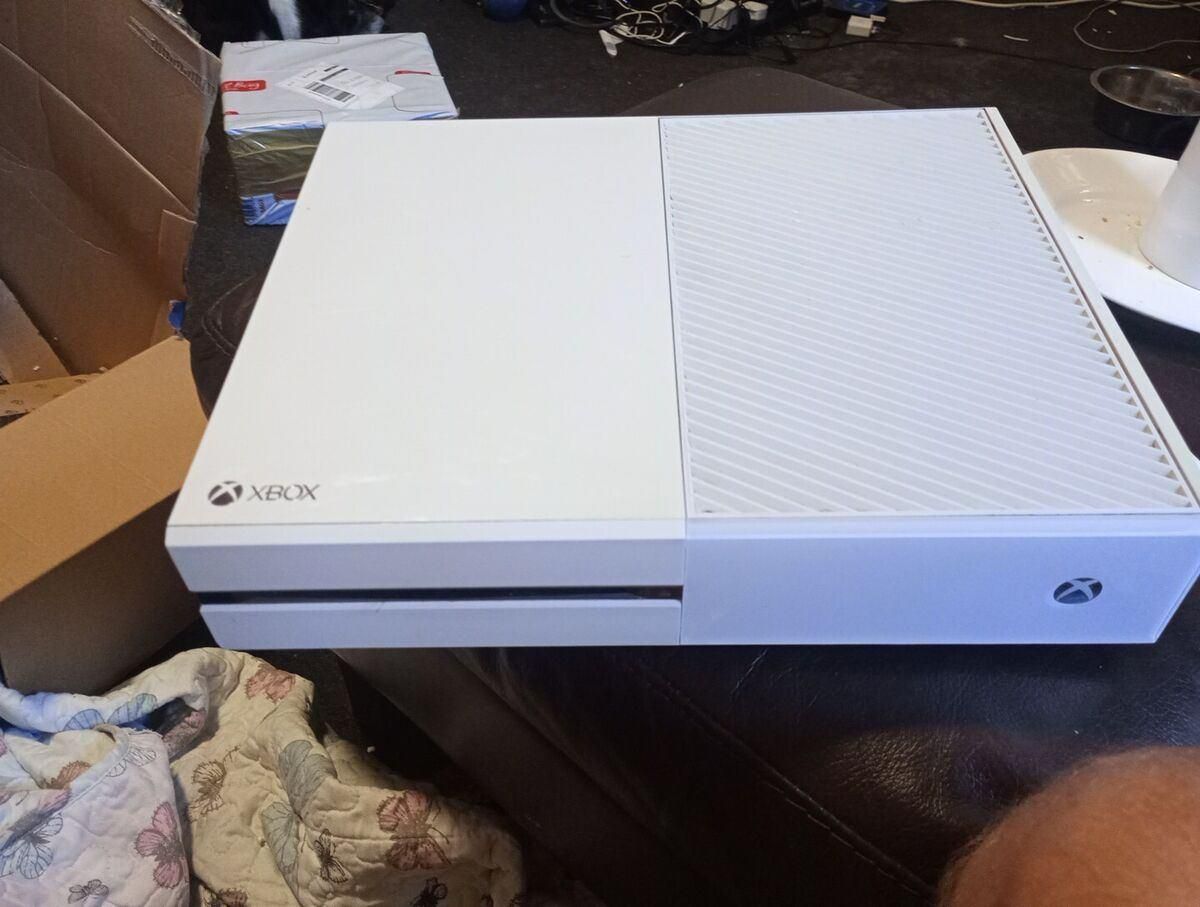 Xbox one سفید سفارش اروپا|کنسول، بازی ویدئویی و آنلاین|سیرجان, |دیوار