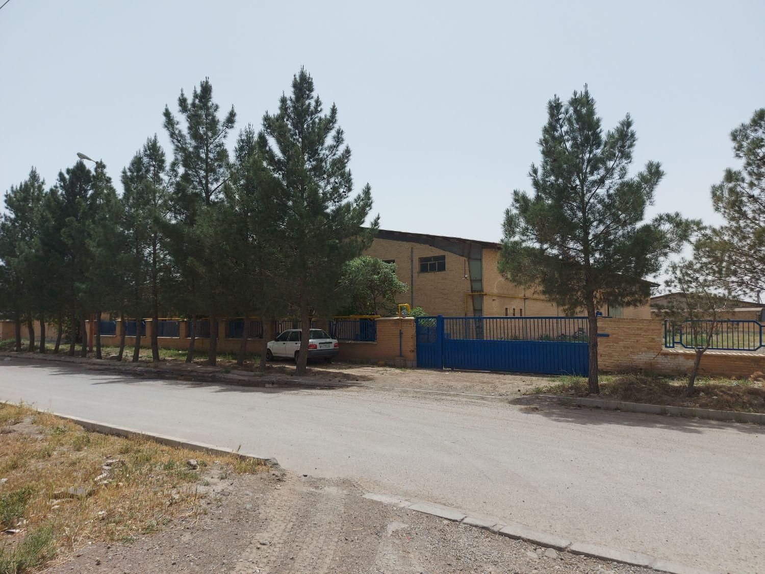 کارخانه ۱۸۰۰ متر برق۴۰۰ آمپر.املاک.صنعتی.کرمی|فروش دفتر صنعتی، کشاورزی، تجاری|الوند, |دیوار