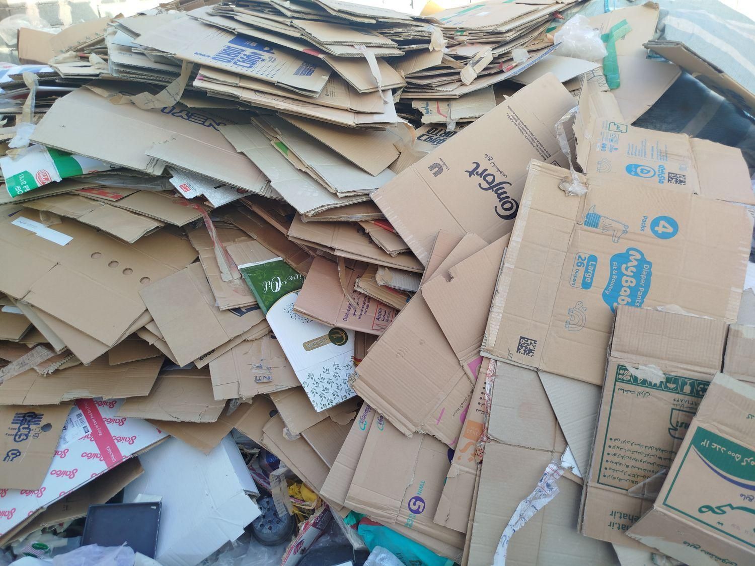 خرید انواع ضایعات کارتن.لاک.پت. پلاستی خرده ریز|عمدهفروشی|مشهد, سجادیه|دیوار