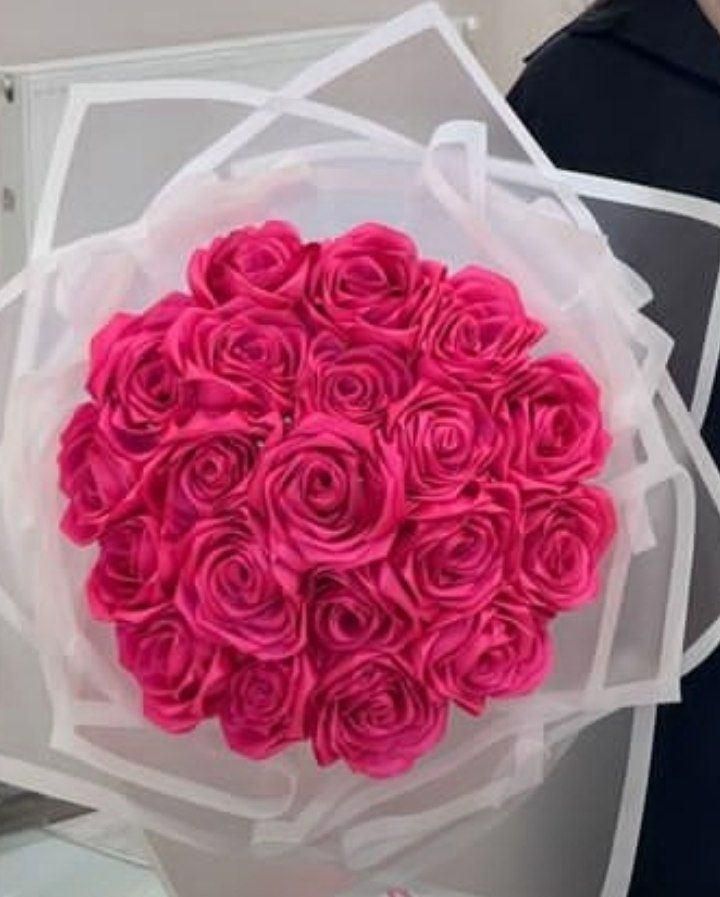 گل رز ربانی شاخه ایی ۲۰ و گل برای روز اول مهر|گل مصنوعی|رشت, پل تالشان|دیوار