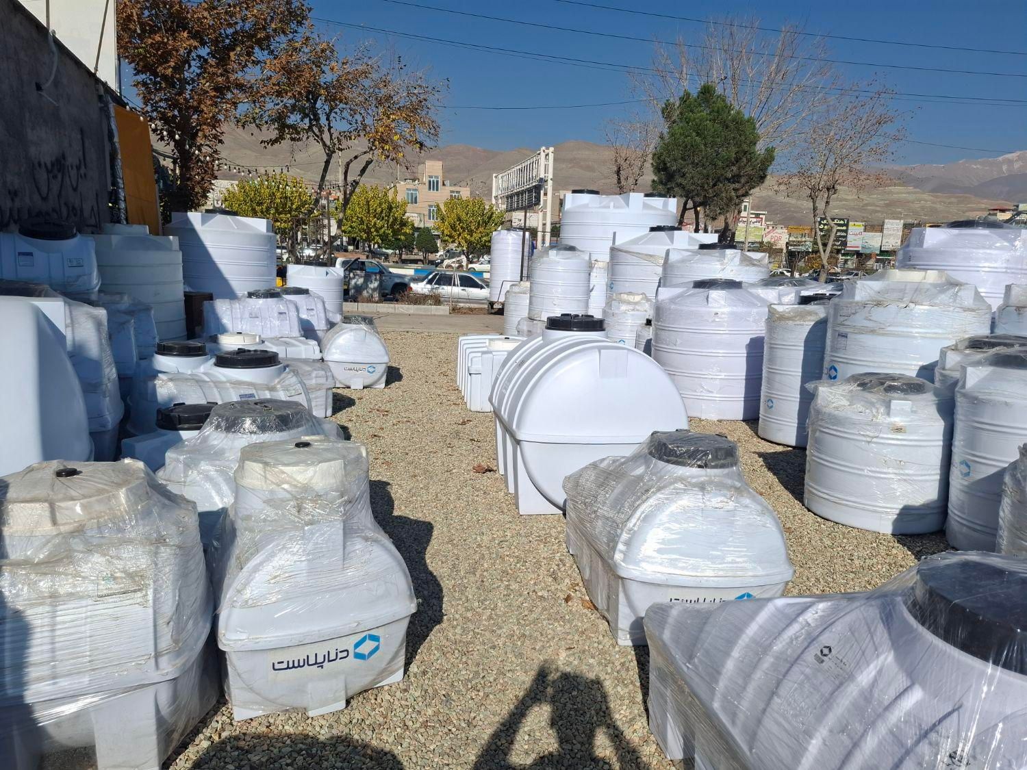 تانکر آب و مخزن ذخیره(دفتر فروش دنا پلاست سپاهان)|مصالح و تجهیزات ساختمان|بومهن, |دیوار