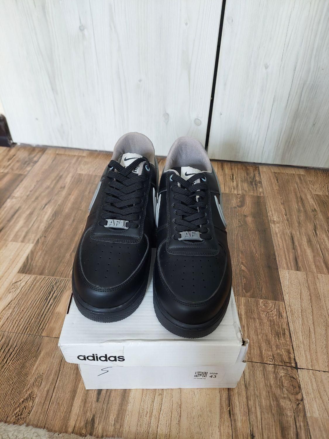 کفش کتونی نایک نایکی ایرفورس ونس ادیداس|کیف، کفش، کمربند|ملارد, |دیوار