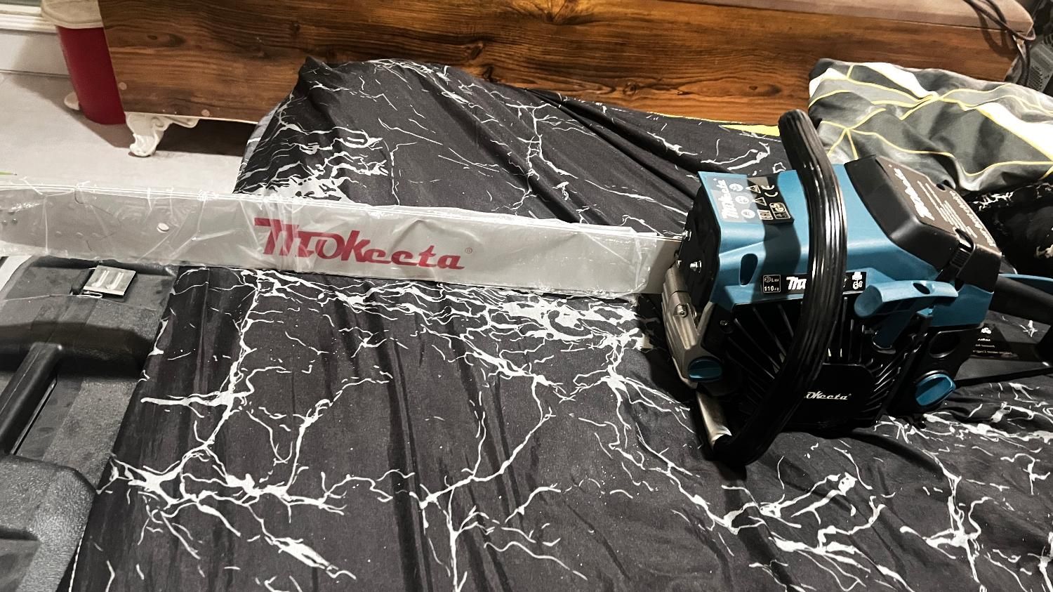 اره بنزینی ماکیتا|ابزارآلات|شیراز, زرهی|دیوار