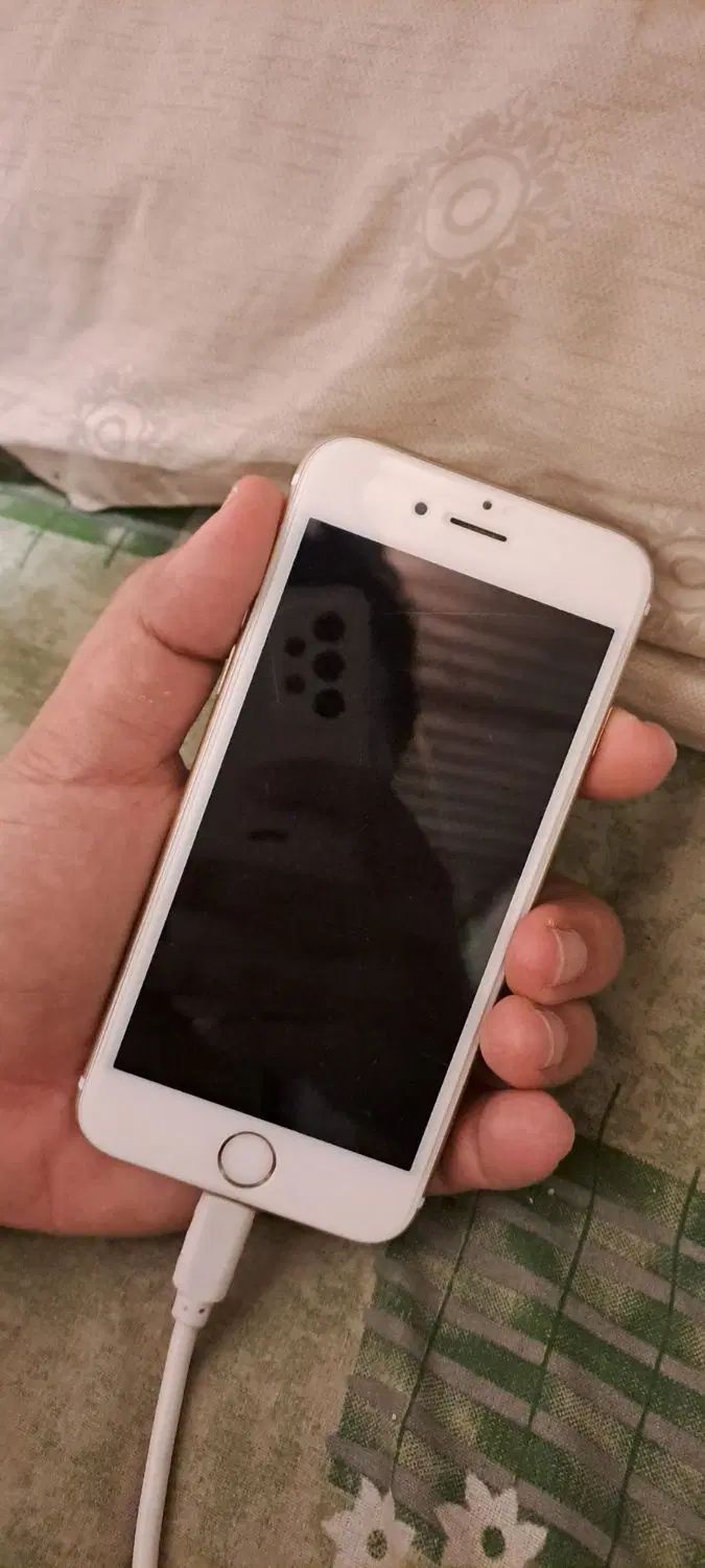 اپل iPhone 6s با حافظهٔ ۶۴ گیگابایت|موبایل|تهران, شهرک ولیعصر جنوبی|دیوار
