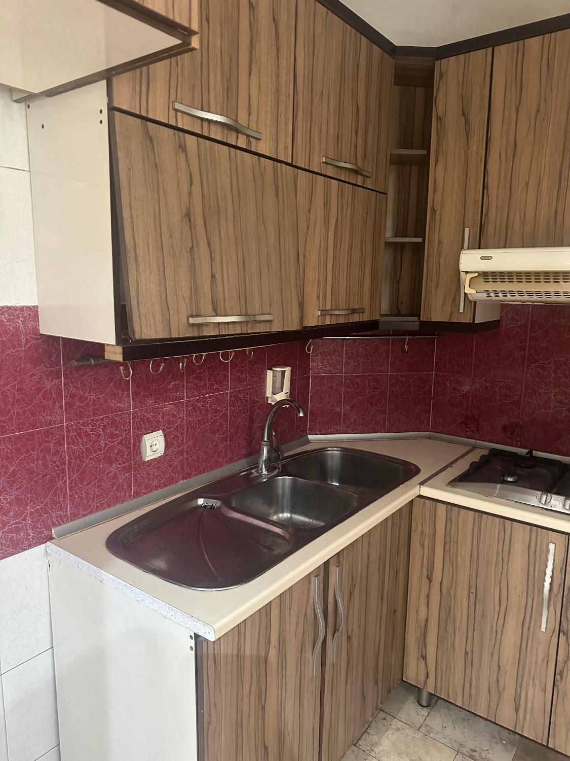کابینت ام دی اف با سینک گاز و هود|آب‌چکان و نظم‌دهنده ظروف|تهران, تهران‌سر|دیوار