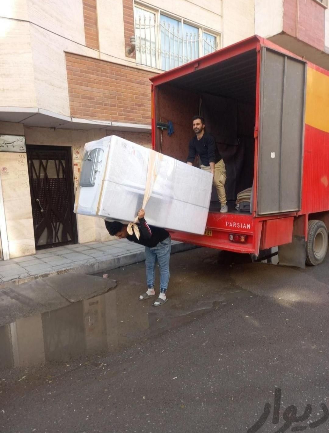 اساس کشی وباربری حمل اثاثیه با ماشین بزرگ وکارگر|خدمات حمل و نقل|کاشان, باهنر|دیوار
