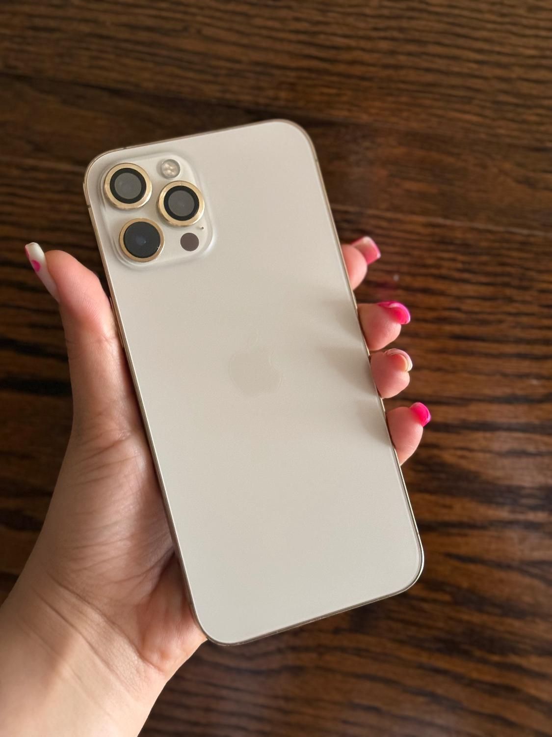 ایفون 12 pro max گلد حافظه ZAA 256|موبایل|اصفهان, باغ زرشک|دیوار