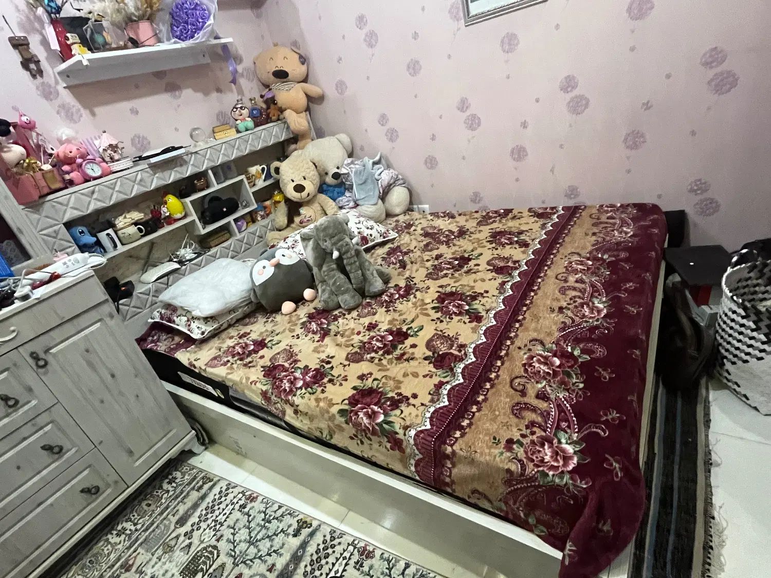 تخت دونفره دراور کاملا سالم و تشک|تخت و سرویس خواب|مشهد, امامیه (شهرک غرب)|دیوار