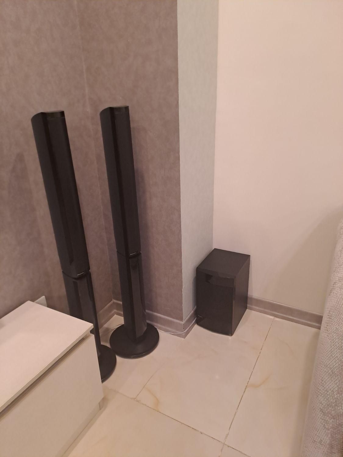 سیستم صوتی پایونر|سیستم صوتی خانگی|فردیس, منظریه|دیوار