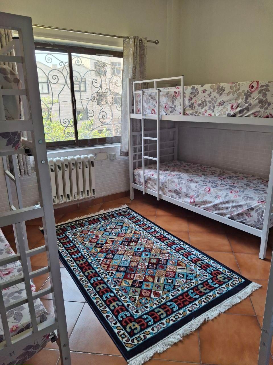 خوابگاه وپانسیون دانشجویی دخترانه در پونک|اجارهٔ کوتاه‌مدت آپارتمان و سوئیت|تهران, باغ فیض|دیوار