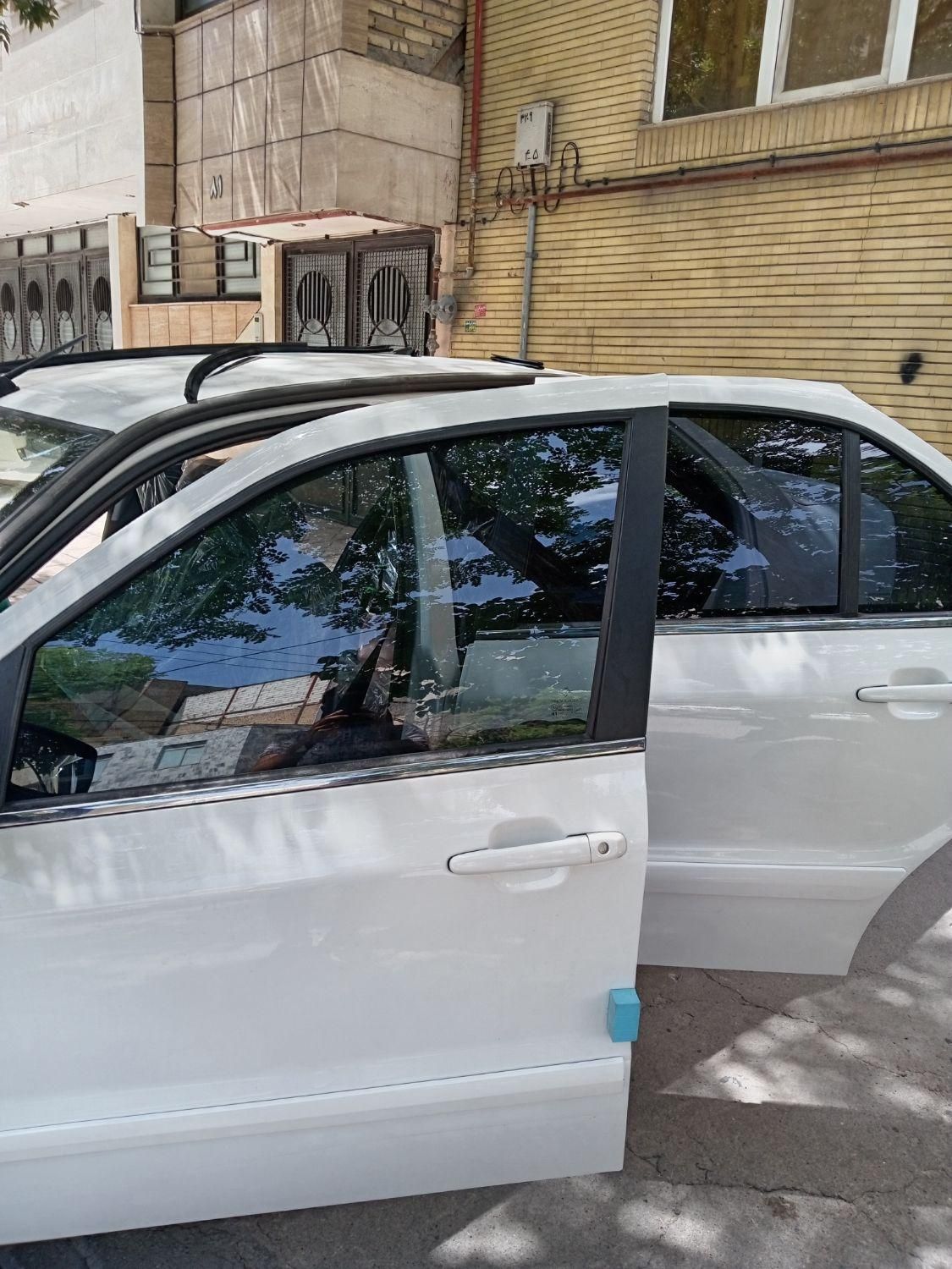 شیشه دودی تعمیرات صندلی ونصب روکش به صورت تخصصی|خدمات موتور و ماشین|مشهد, کوشش|دیوار