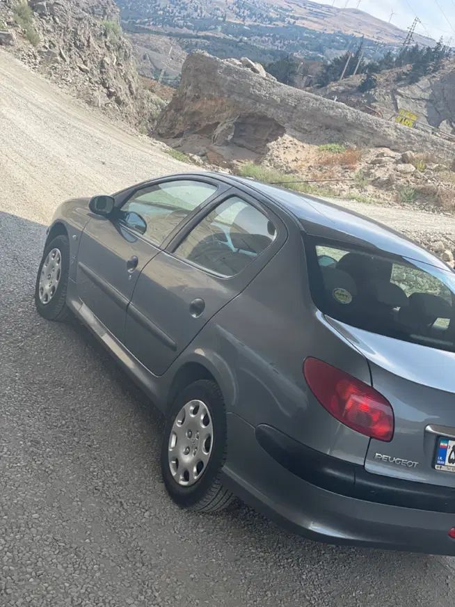 پژو 206 SD V8 خشک کم کار 98|خودرو سواری و وانت|رشت, بلوار گیلان|دیوار