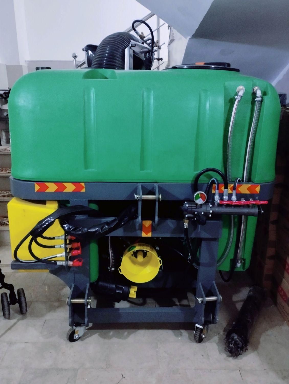 سمپاش توربولاینر و ادوات تراکتور 399|ماشین‌آلات صنعتی|قزوین, |دیوار