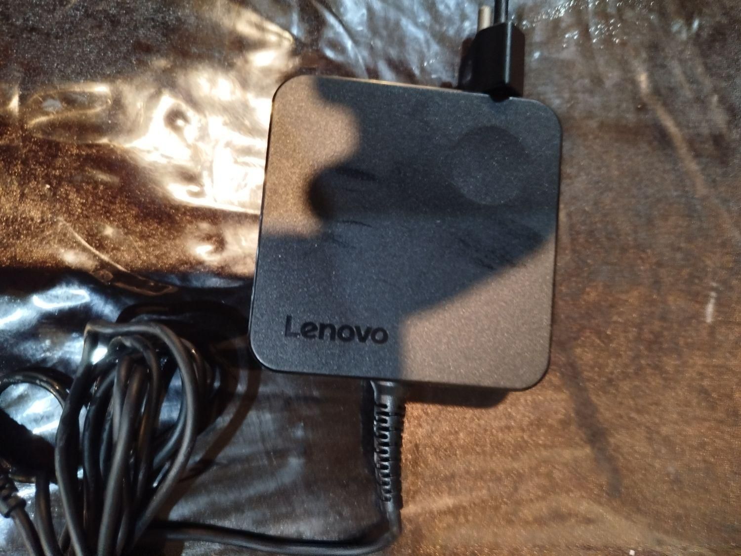 شارژر لپتاب لنوو lenovo|قطعات و لوازم جانبی رایانه|تهران, تهرانسر شمالی|دیوار