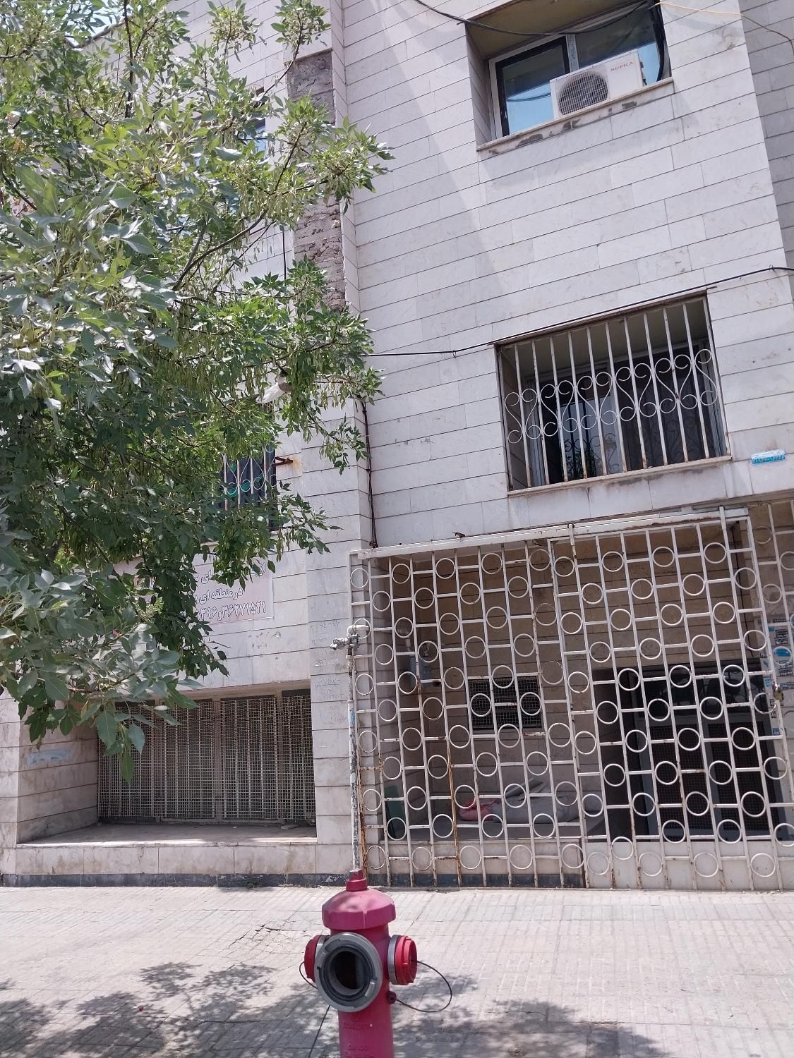 بر چمران دفتر کار -کلینیک-دفتر شرکتها-باشگاه|اجارهٔ دفتر کار، اتاق اداری، مطب|شیراز, ابیوردی|دیوار