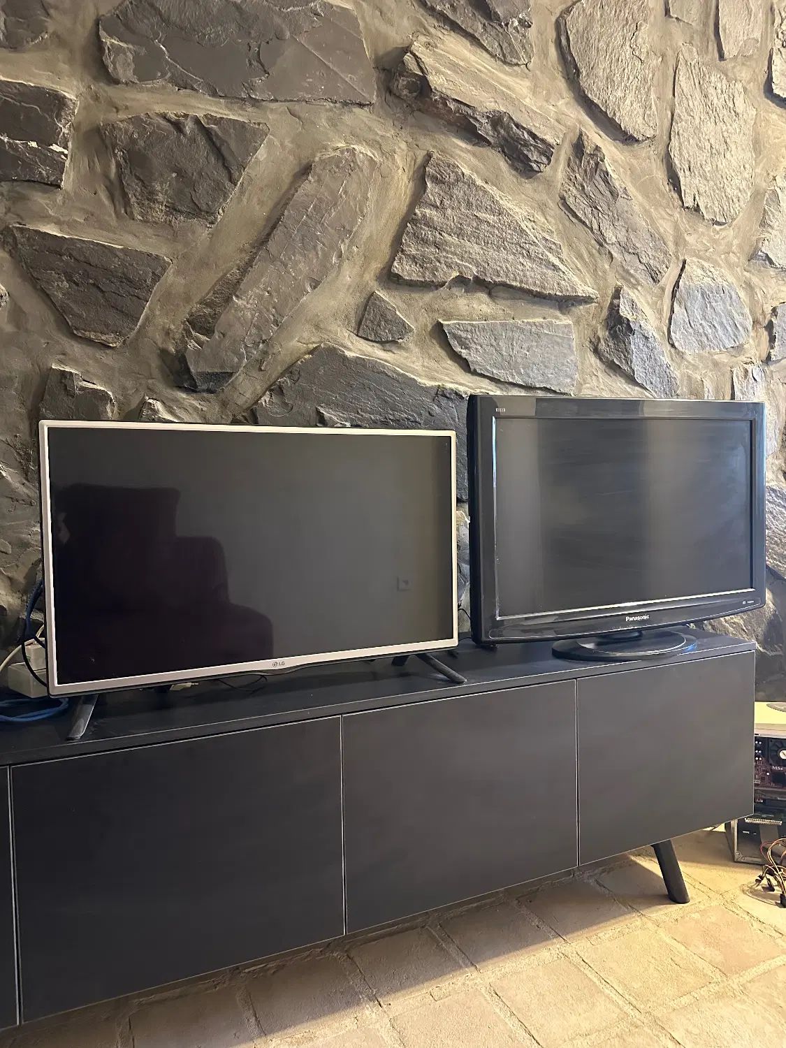 تلویزیون LG 32inch|تلویزیون و پروژکتور|کرج, کوی زنبق|دیوار