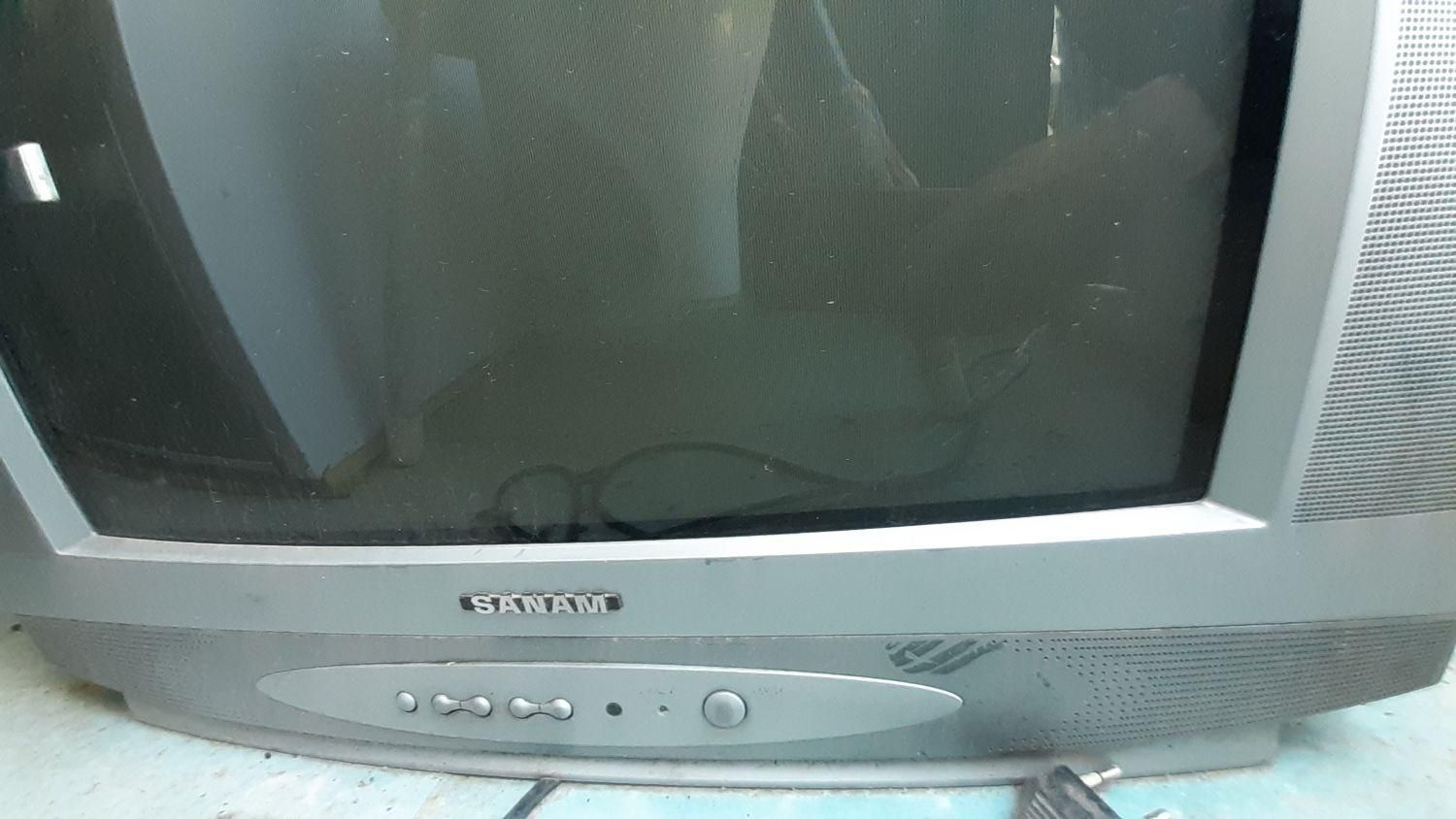 تلویزیون ۲۱ اینچ صنام|تلویزیون و پروژکتور|بروجرد, |دیوار