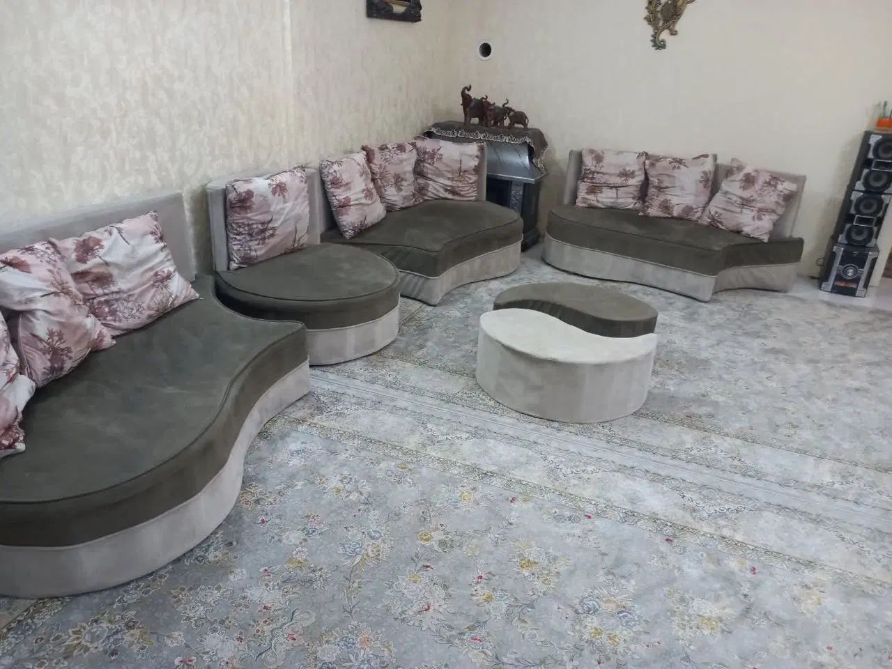 مبل راحتی ۱۰نفره|مبلمان خانگی و میز عسلی|مشهد, فدک|دیوار