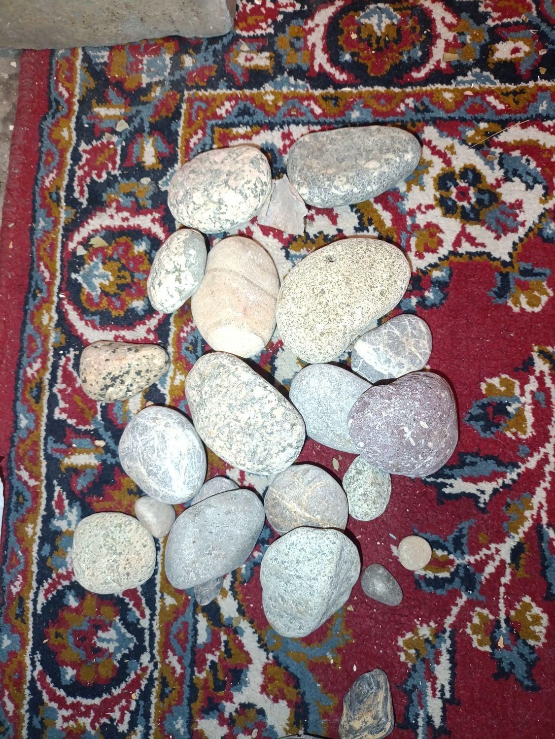 سنگ رودخانه ای|گل و گیاه طبیعی|تهران, باغ فیض|دیوار