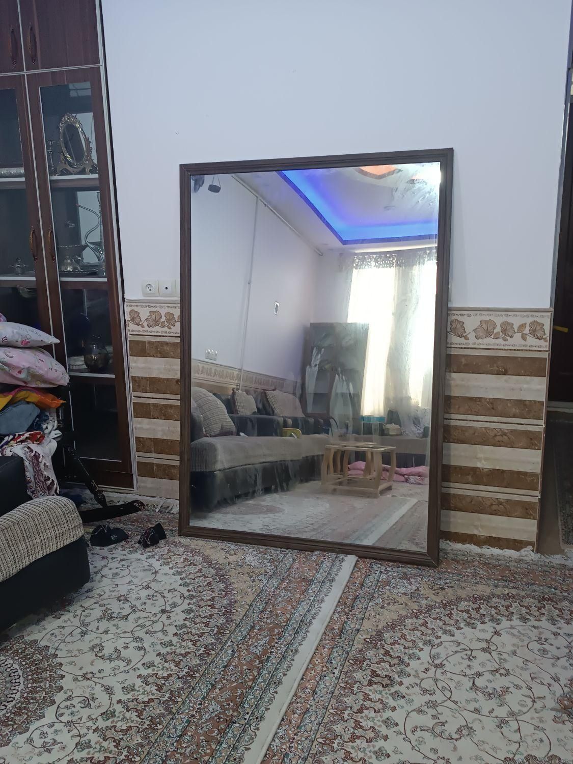 آینه بزرگ|آینه|رفسنجان, |دیوار