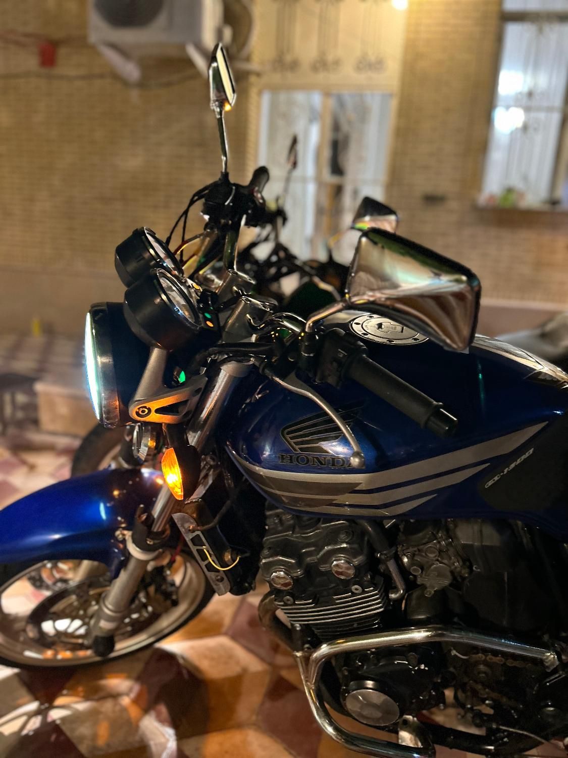 Cb400 مدل ۲۰۰۵|موتورسیکلت|شیراز, ارم|دیوار