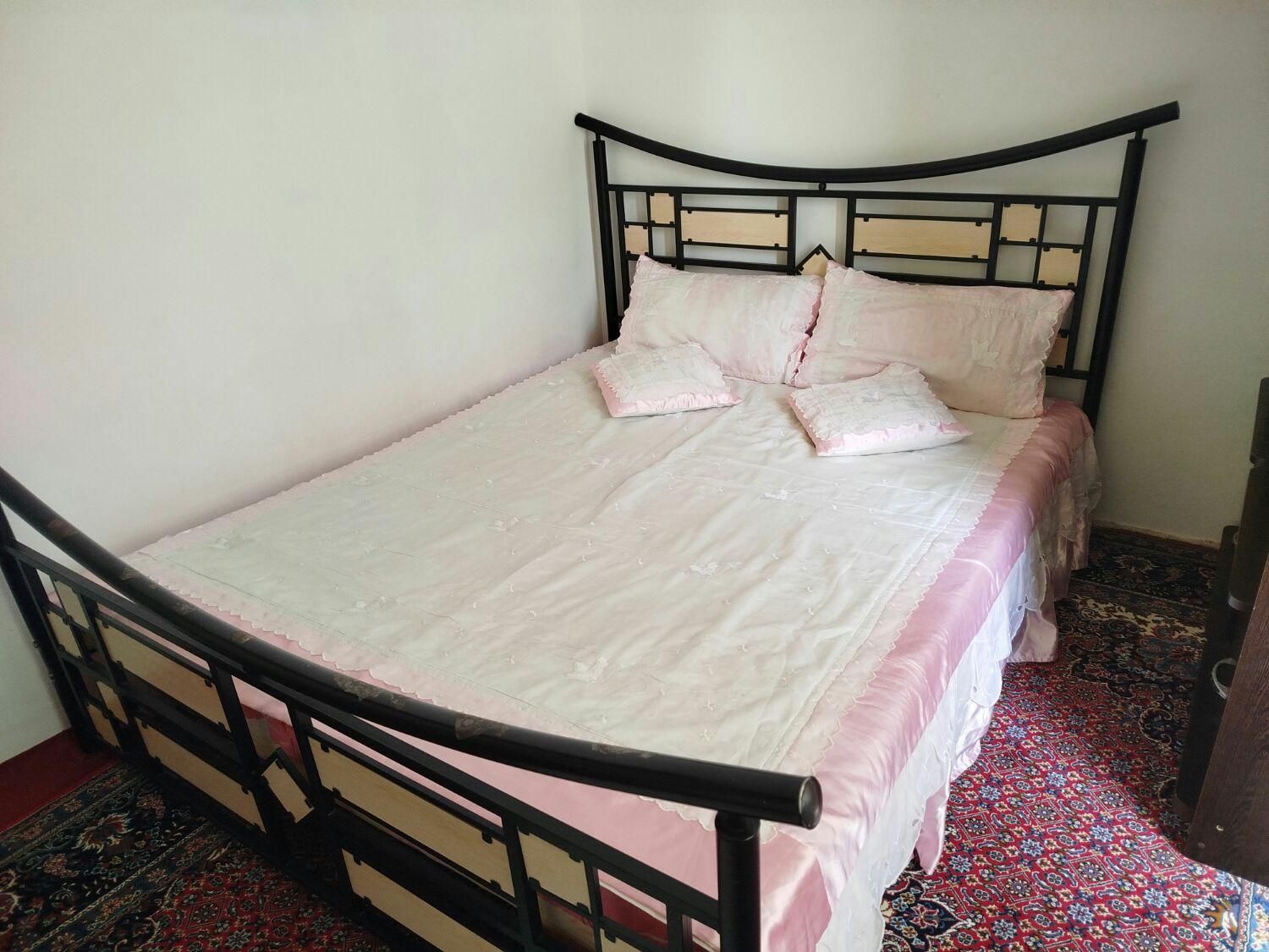 تخت خواب فلزی دونفره|تخت و سرویس خواب|قزوین, |دیوار