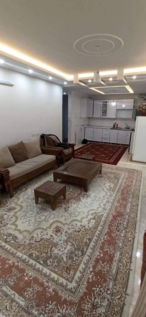 تک خوابه مبله ، امن ، همکف با حیاط اختصاصی|اجارهٔ کوتاه‌مدت آپارتمان و سوئیت|اصفهان, سنبلستان|دیوار