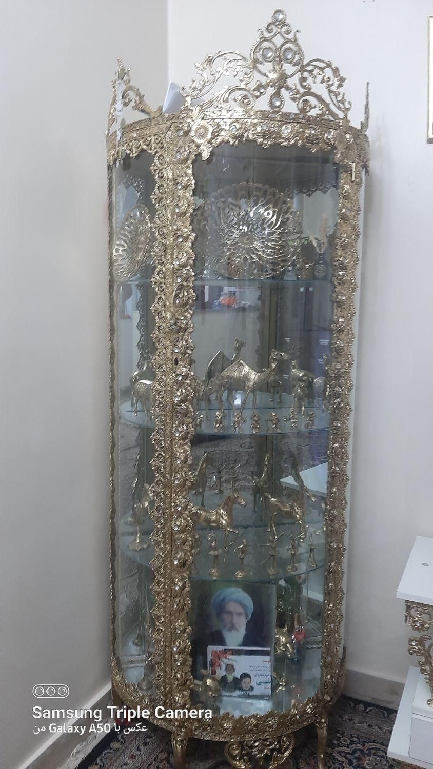 ویترین و سطل‌ دستمال برنجی اصل و سنگین بار|صنایع دستی و سایر لوازم تزئینی|تهران, مولوی|دیوار