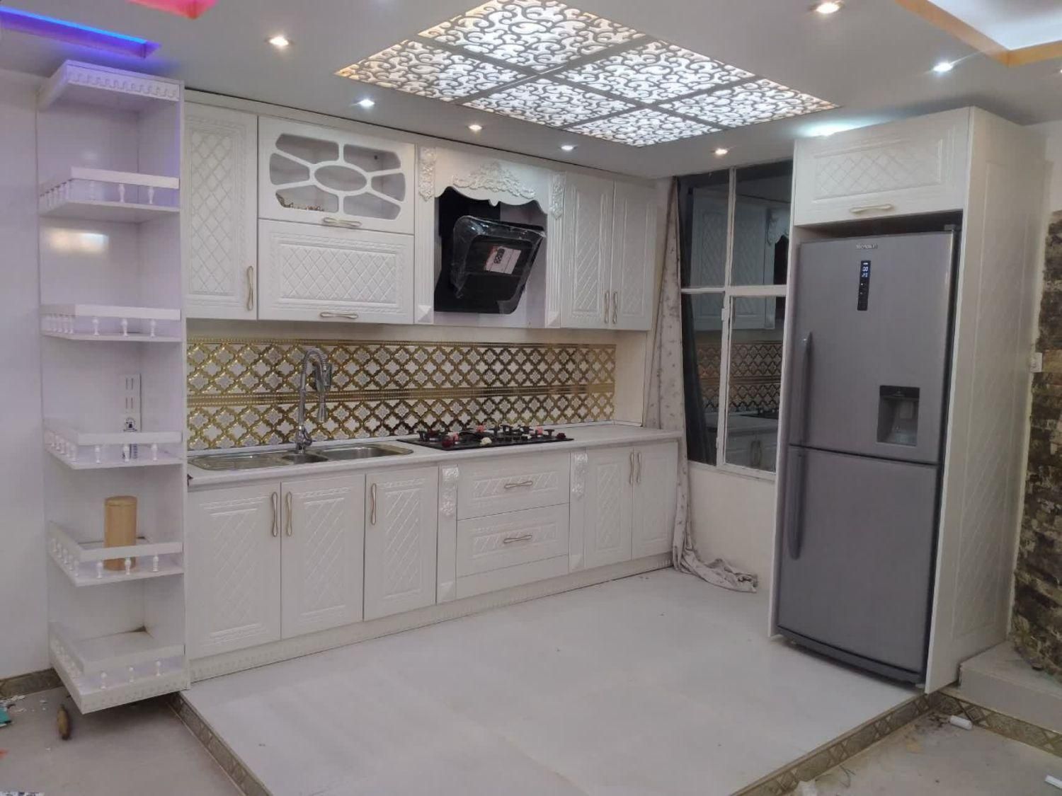 کابینت آماده بدنه فلزی در چوبی ۶ متری کامل|مصالح و تجهیزات ساختمان|ساوه, |دیوار