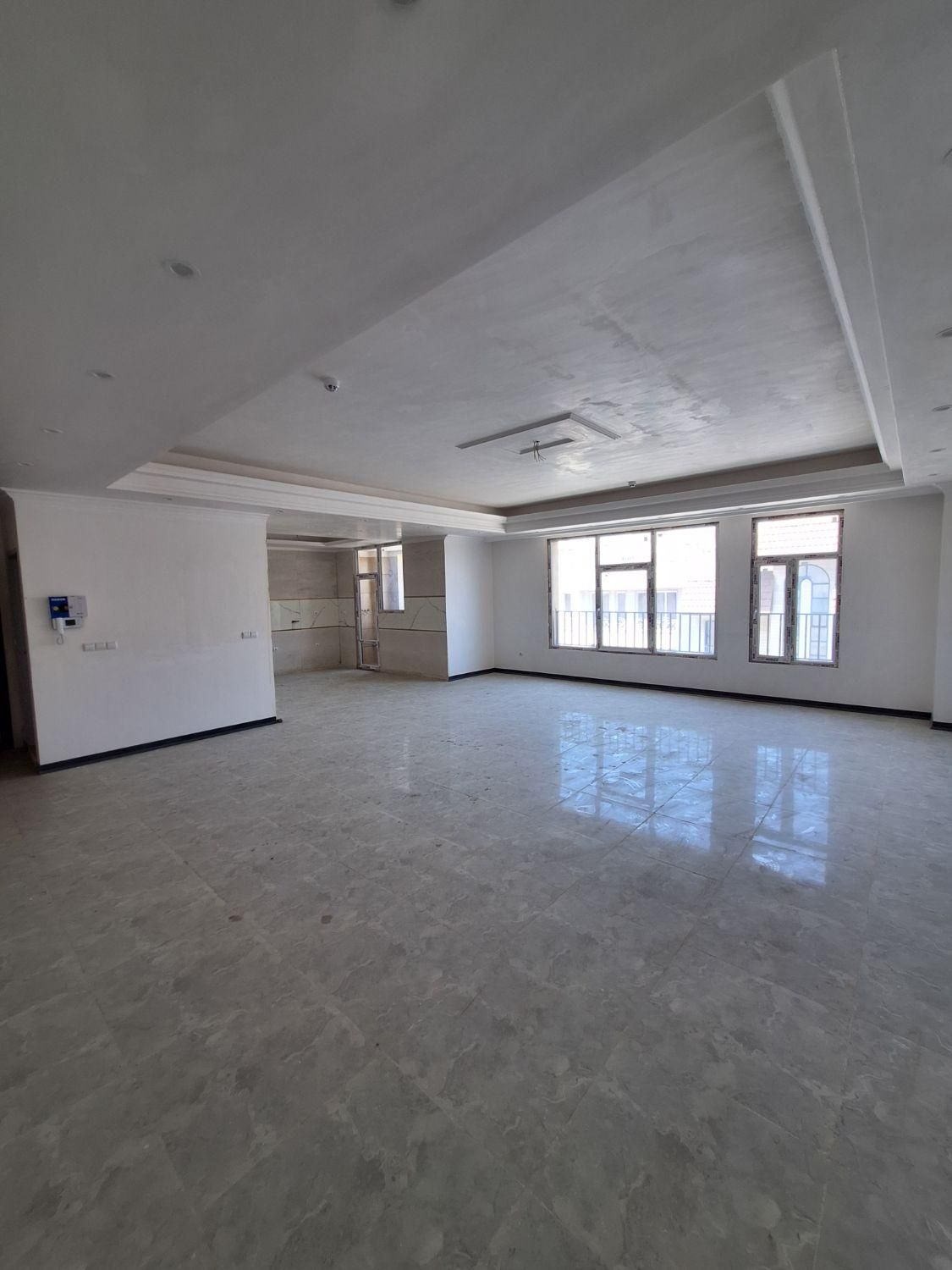 اپارتمان ۱۲۱متری/کلید نخورده/گذر ۱۰ متری/شمشادها|فروش آپارتمان|ری, دیلمان|دیوار